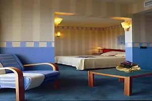 Port Vinyols Hotel