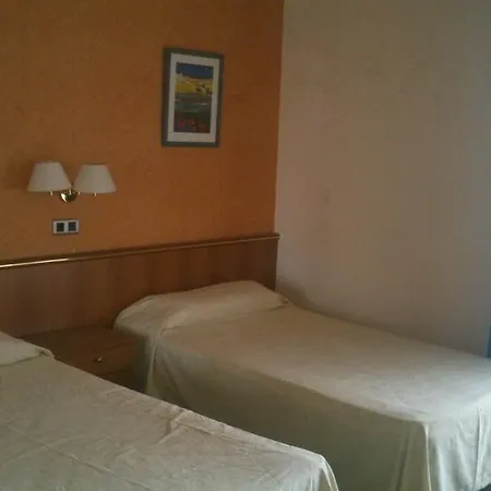Port Vinyols 3* Miami Playa